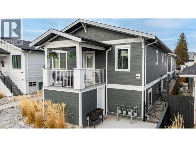 241 Nelson Avenue Unit# 101, Penticton, British Columbia V2A2L1