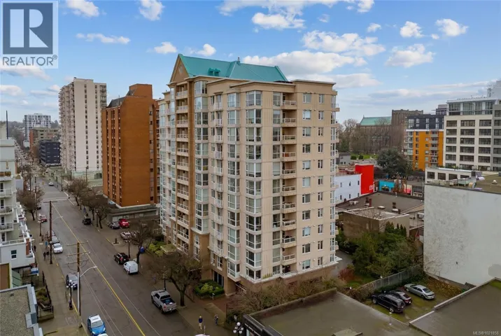 711 835 View St, Victoria, British Columbia V8W3W8