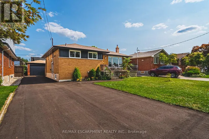 131 WELBOURN DRIVE, Hamilton (Balfour), Ontario L9A3N5