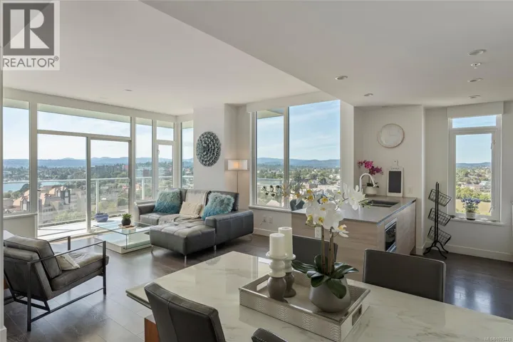 1203 60 Saghalie Rd, Victoria, British Columbia V9A0H1