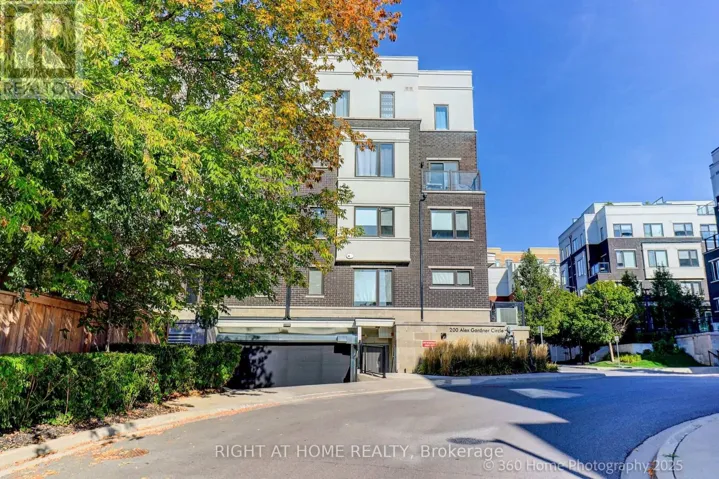34 - 200 ALEX GARDNER CIRCLE, Aurora (Aurora Heights), Ontario L4G3G5