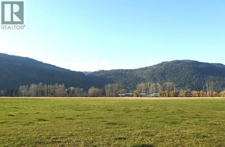 110 Parsons Road, Mara, British Columbia V0E2K0
