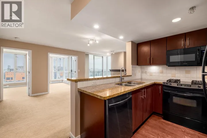 803 120 MILROSS AVENUE, Vancouver, British Columbia V6A4K7