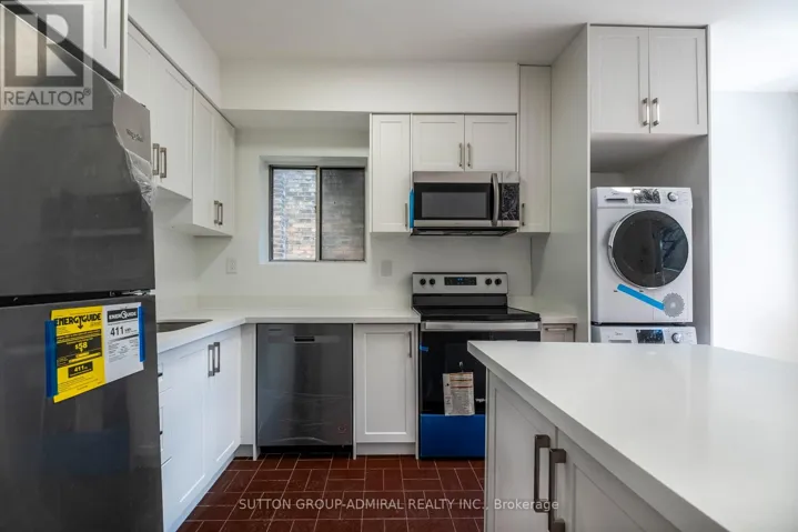 2 - 1969 QUEEN STREET E, Toronto (The Beaches), Ontario M4L1H9
