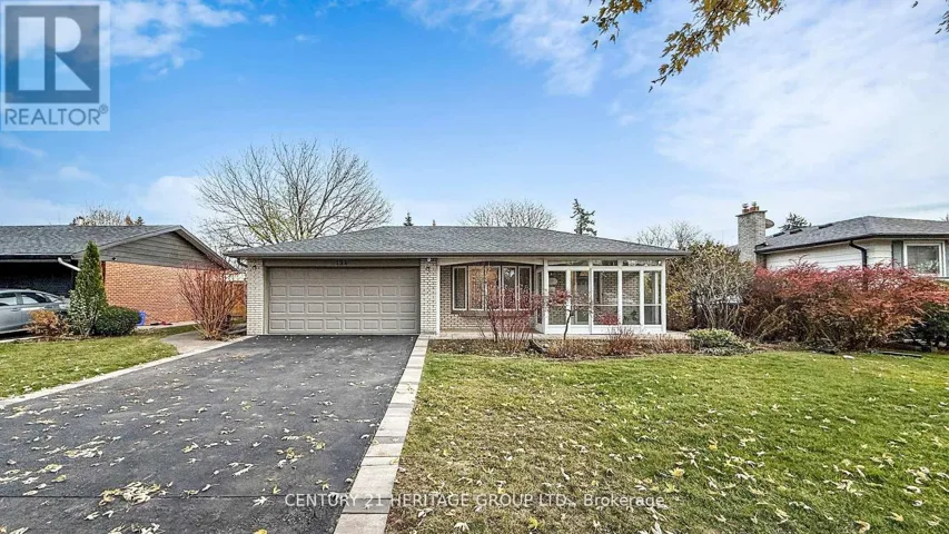 194 SEWELL DRIVE, Oakville (CP College Park), Ontario L6H1E4