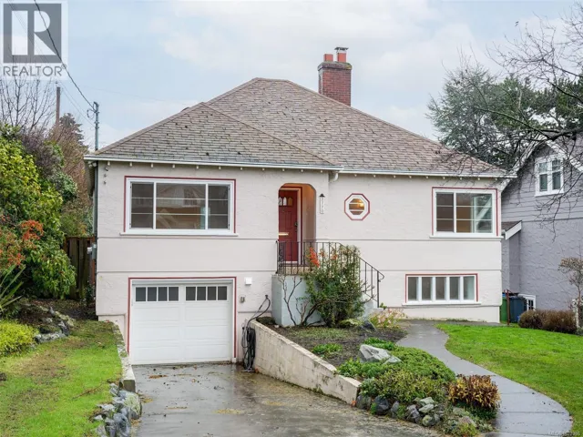 2770 Dewdney Ave, Oak Bay, British Columbia V8R3M4