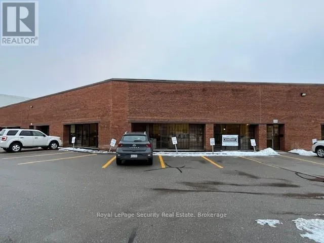 447 FENMAR DRIVE, Toronto (Humber Summit), Ontario M9L2R6