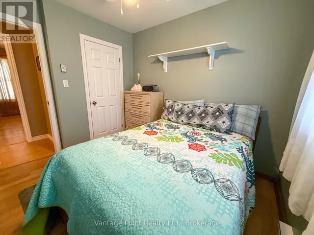 780