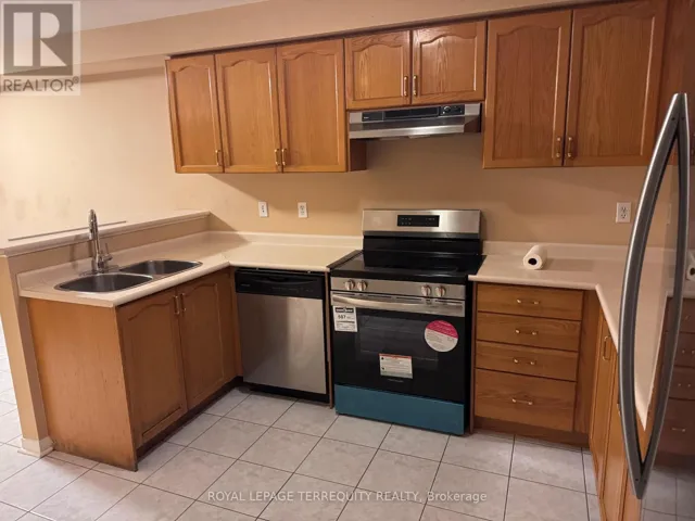 2265 HUMMINGBIRD WAY, Oakville (WT West Oak Trails), Ontario L6M4B1