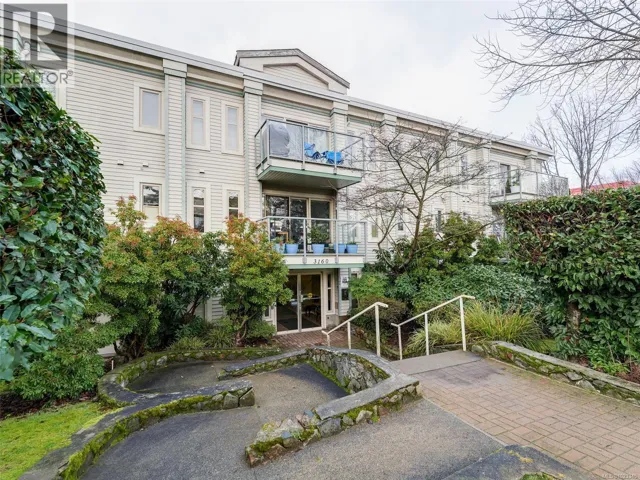209 3160 Albina St, Saanich, British Columbia V9A1Z5