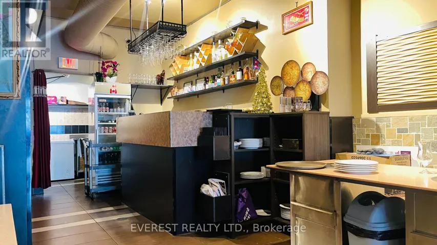 471 DANFORTH AVENUE, Toronto (North Riverdale), Ontario M4K1P1