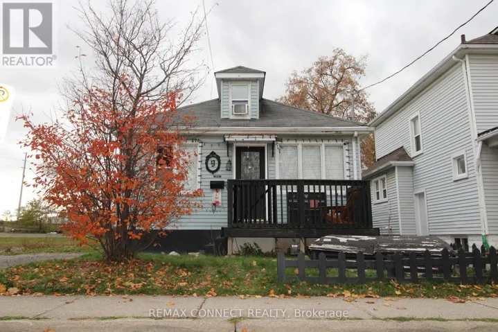 9 PRINCE STREET, St. Catharines (E. Chester), Ontario L2R3X6