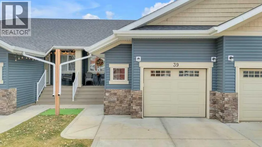 39 Golden Avenue, Red Deer, Alberta T4P2P9