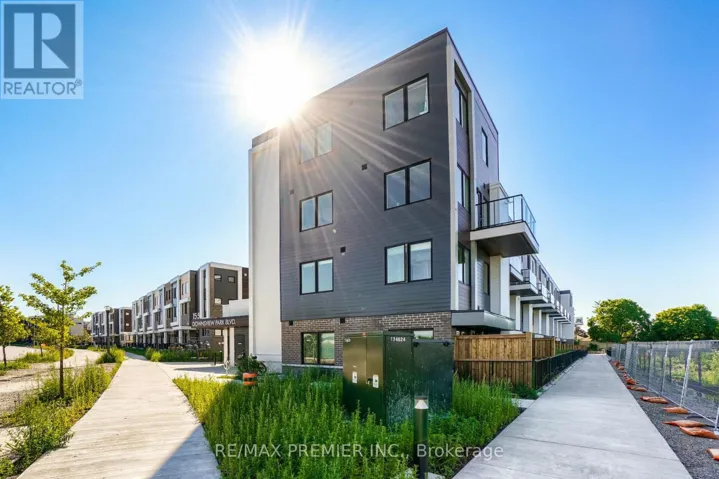 116 - 155 DOWNSVIEW PARK, Toronto (Downsview-Roding-CFB), Ontario M3K0E3