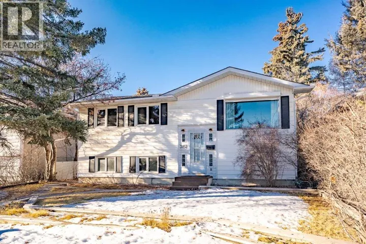 3152 Blakiston Drive NW, Calgary, Alberta T2L1L8