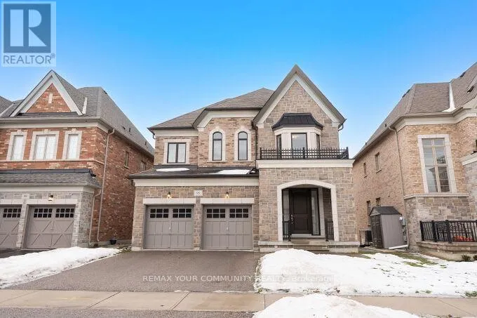 95 STRAWBRIDGE FARM DRIVE, Aurora (Aurora Grove), Ontario L4G0T9
