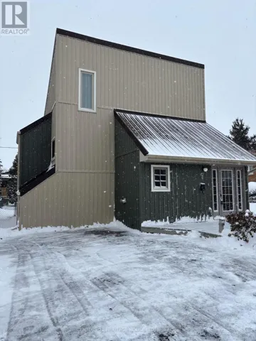 48 LUTON CRESCENT, St. Thomas, Ontario N5R5R7