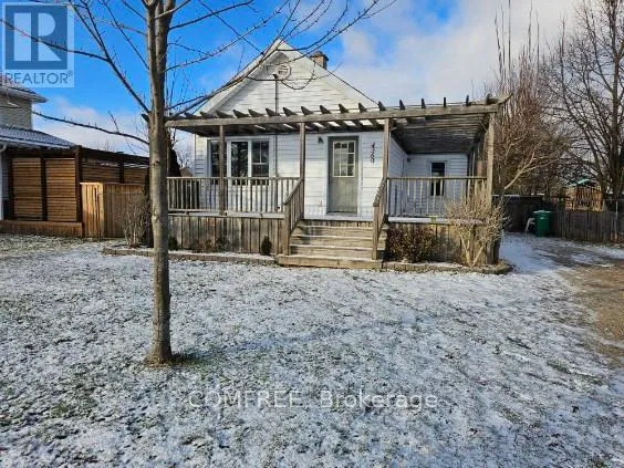 4360 PETROLIA LINE, Petrolia, Ontario N0N1R0