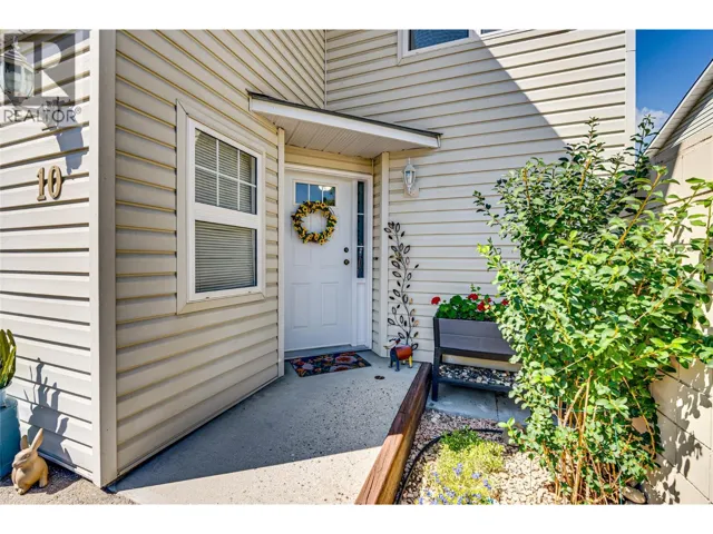 3485 Rosedale Avenue Unit# 10, Armstrong, British Columbia V0E1B2