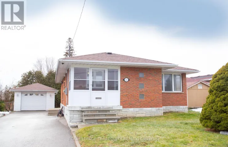 383 ROSSLAND ROAD W, Oshawa (McLaughlin), Ontario L1J3G7