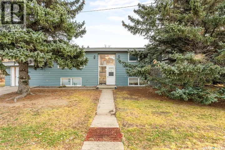 315 Birch STREET, Caronport, Saskatchewan S0H0S0