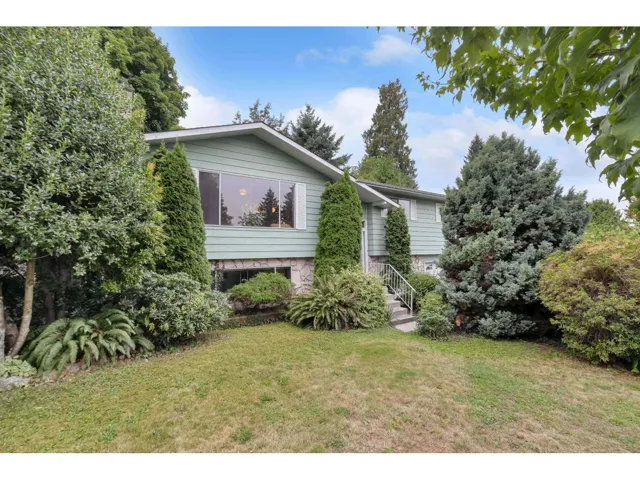 11138 84B AVENUE, Delta, British Columbia V4C3Y8