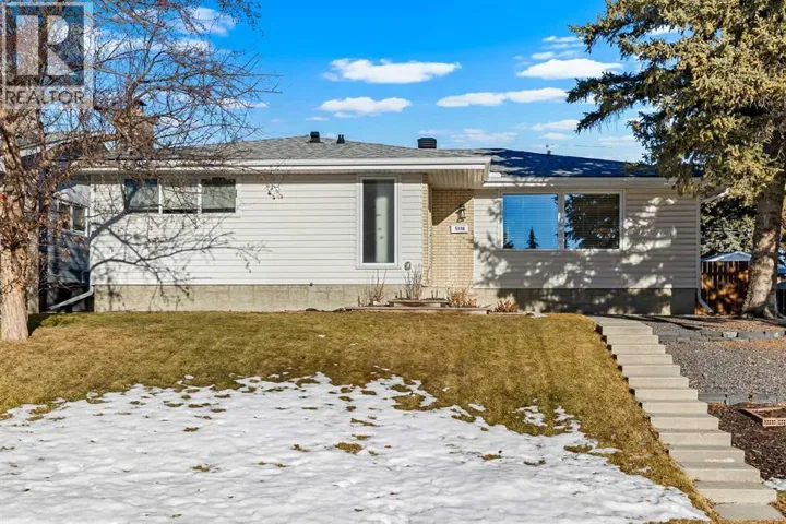 5116 Valiant Place NW, Calgary, Alberta T3A0L6