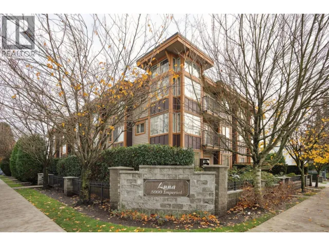 301 5000 IMPERIAL STREET, Burnaby, British Columbia V5J1C8