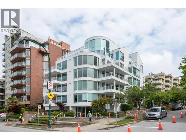 5A 1403 BEACH AVENUE, Vancouver, British Columbia V6G1Y3