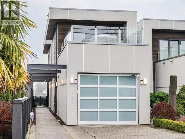 10303 Resthaven Dr, Sidney, British Columbia V8L3H2