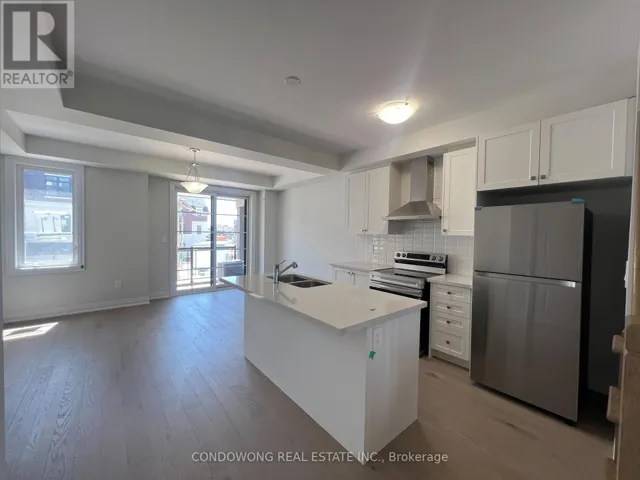 5951 SAIGON STREET, Mississauga (East Credit), Ontario L5V0E9