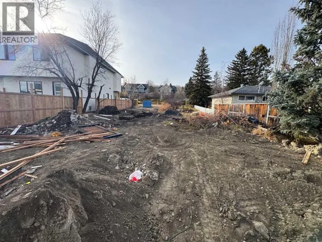 8928 34 Avenue NW, Calgary, Alberta T3B1S2