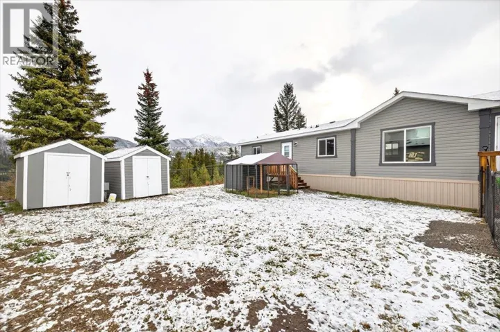 22 WILDERNESS HEIGHTS Drive, Elkford, British Columbia V0B1H0