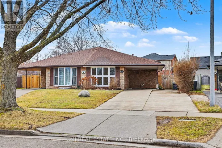 61 1/2 EASTBURY DRIVE, Hamilton (Stoney Creek), Ontario L8E2V8