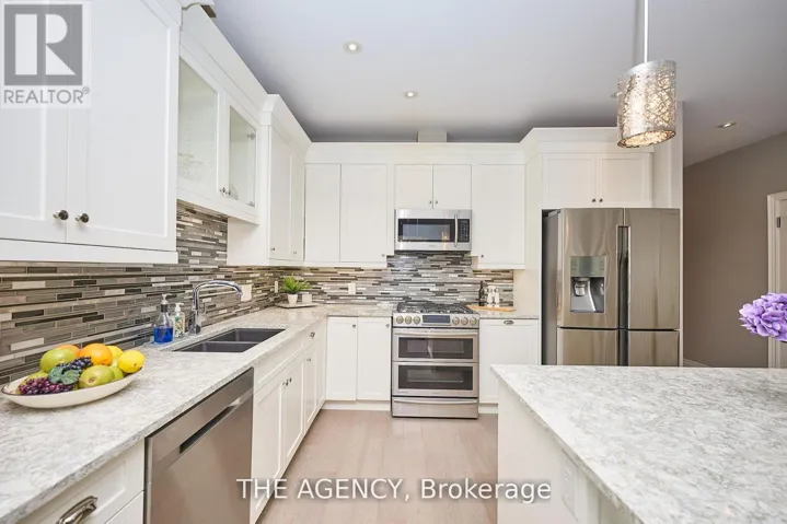 16 - 13 JACOB COMMON, St. Catharines (Lakeshore), Ontario L2N0A6