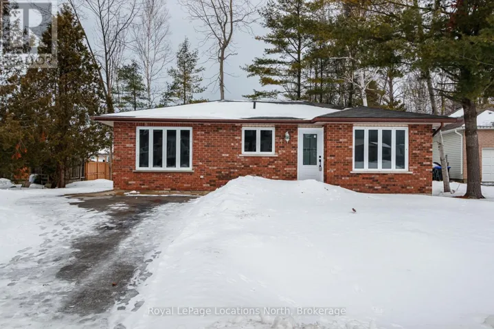 11 LISBON COURT, Wasaga Beach, Ontario L9Z1L2