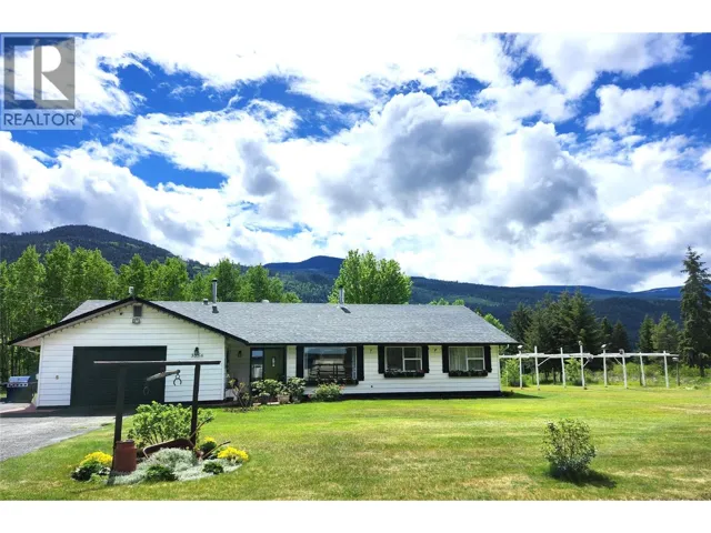 3056 HARMON Road, Vavenby, British Columbia V0E3A0