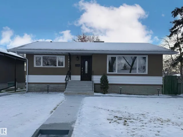 12211 52 ST NW, Edmonton, Alberta T5W3K3
