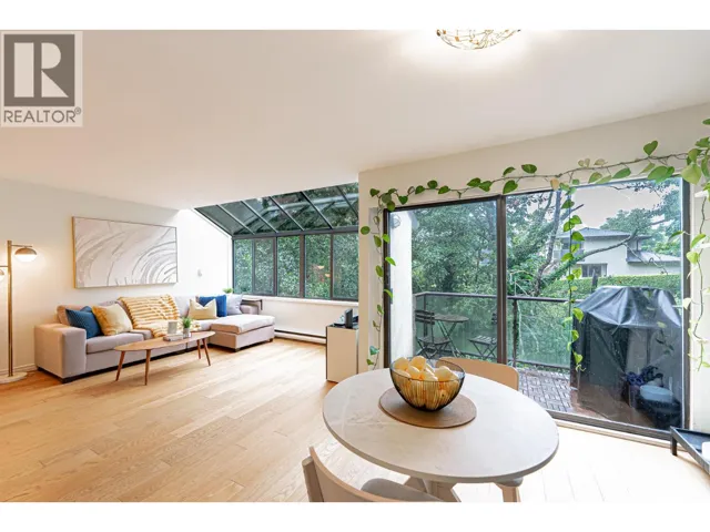 5 1786 ESQUIMALT AVENUE, West Vancouver, British Columbia V7V1R8