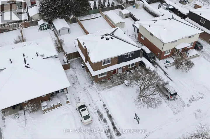 246 COVENTRY COURT, Oshawa (Eastdale), Ontario L1G6H3