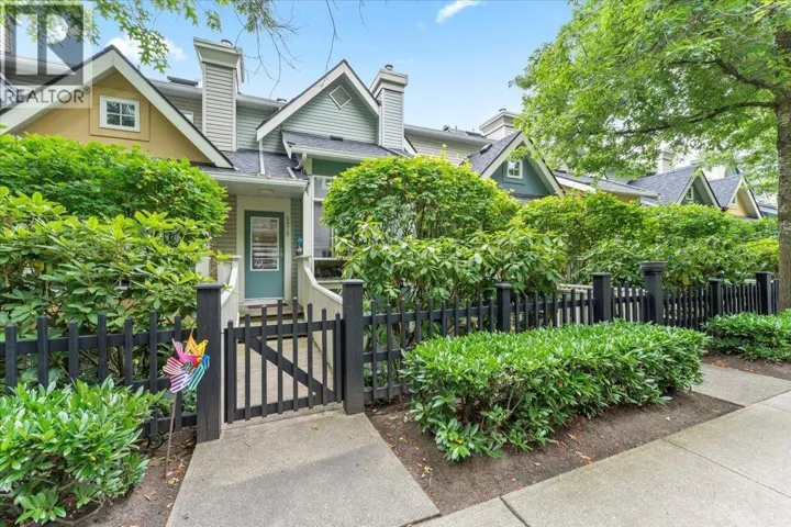 6878 VILLAGE GREEN, Burnaby, British Columbia V5E4K9