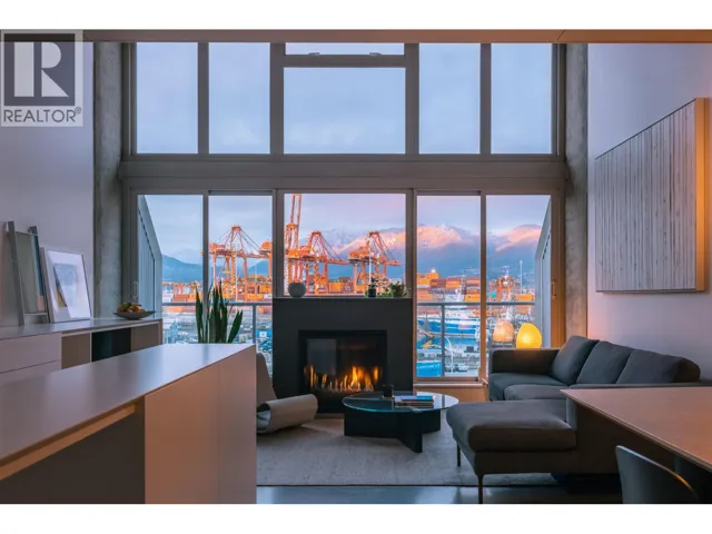 405 289 ALEXANDER STREET, Vancouver, British Columbia V6A4H6