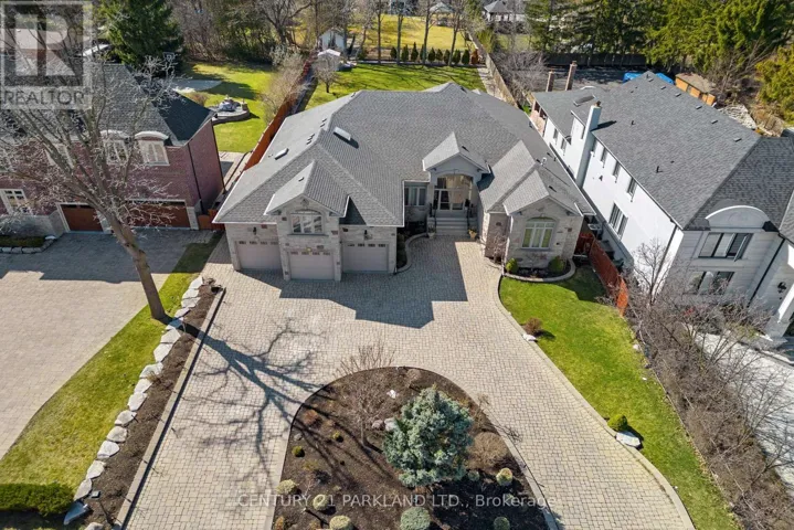 16 BOYLE DRIVE, Richmond Hill (South Richvale), Ontario L4C6C9
