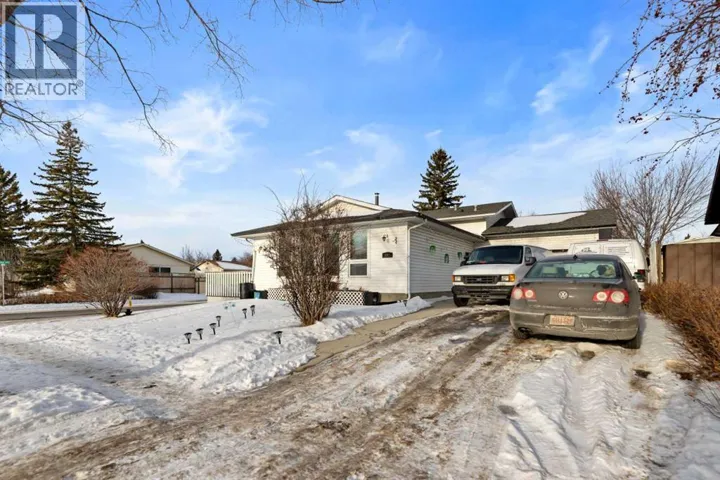 892 Abbotsford Drive NE, Calgary, Alberta T2A6B8