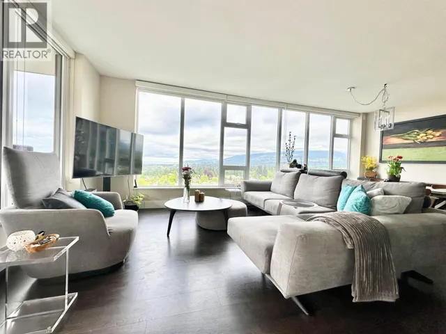 1006 150 W 15TH STREET, Vancouver, British Columbia V7M1R5