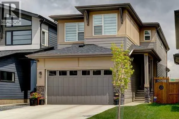 144 Cranbrook Gardens W, Calgary, Alberta T3M3K6