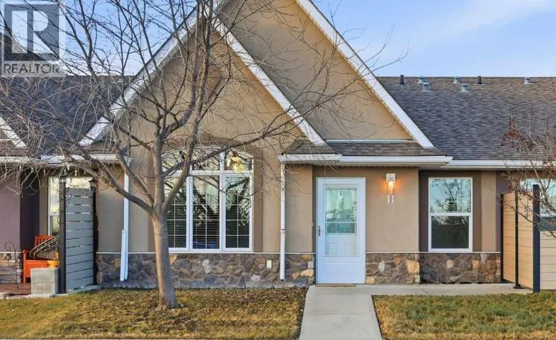 11, 24 River Heights View, Cochrane, Alberta T4C0M9