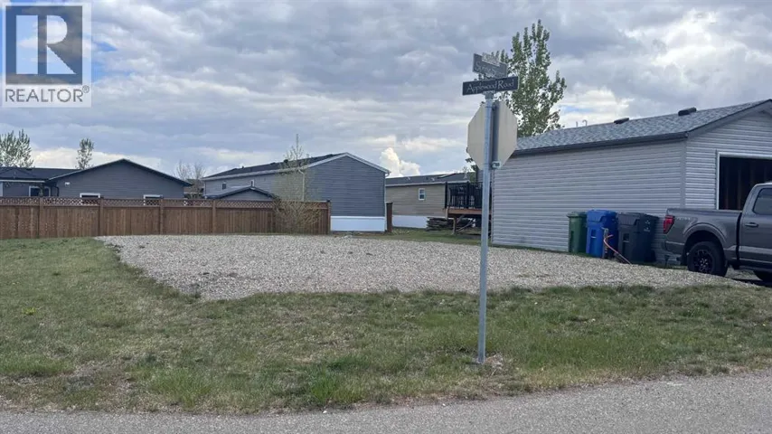 4009 Applewood Road, Coaldale, Alberta T1C0C6