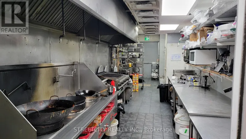 1016 OXFORD STREET E, London East (East A), Ontario N5Y3K7