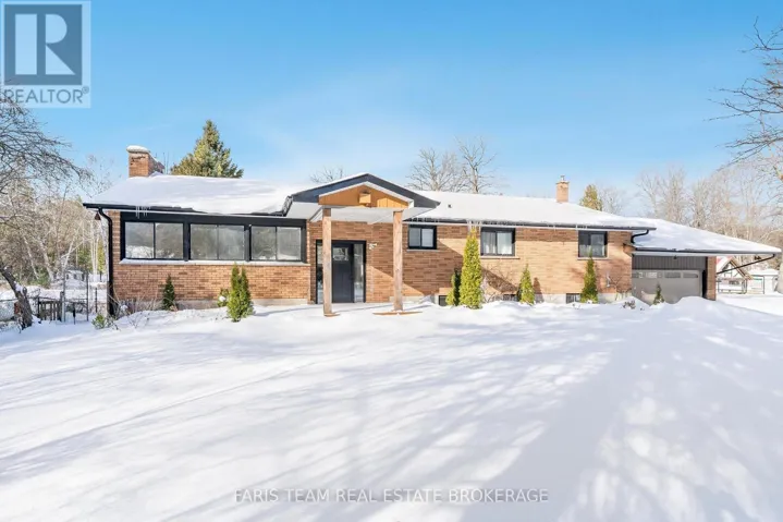 256 KNOX ROAD E, Wasaga Beach, Ontario L9Z2T5
